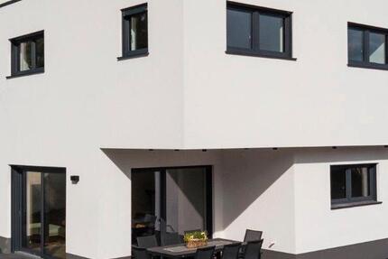 Haus Meinerzhagen - 5 Zimmer, 150 m&sup2;, 1.600&euro; | Angebot:26560826
