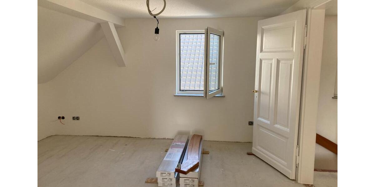 Einfamilienhaus Lindlar - 5 Zimmer, 130 m&sup2;, 1.350&euro; | Angebot:25647281