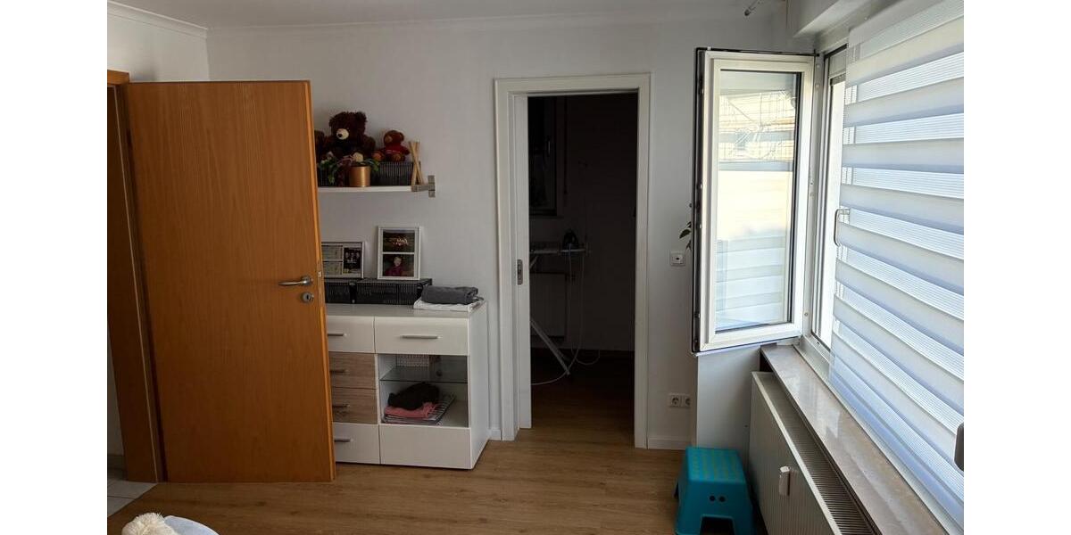 Erdgeschoßwohnung Wenden - 2 Zimmer, 92 m&sup2;, 1.070&euro; | Angebot:27592614