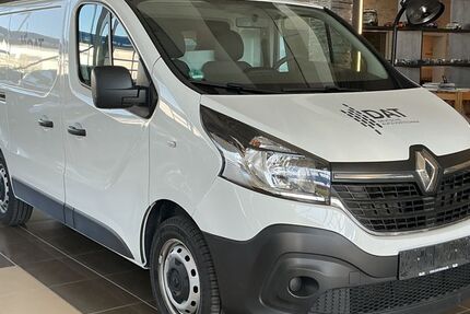 Renault Trafic 124.487 km 14.000 &euro; Eitorf 53783