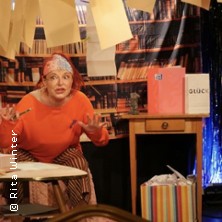 Todsicher - Komödie von und mit Rita Winter 05.12.2026 Schauspielhaus Bergneustadt