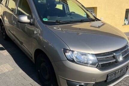 Dacia Logan 274.631 km 2.890 &euro; Olpe 57462