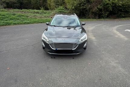 Ford Focus 193.044 km 8.500 &euro; Wissen 57537