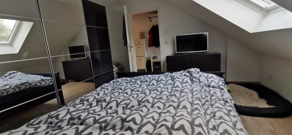 Dachgeschoßwohnung Bergneustadt - 3 Zimmer, 85 m&sup2;, 900&euro; | Angebot:25221209