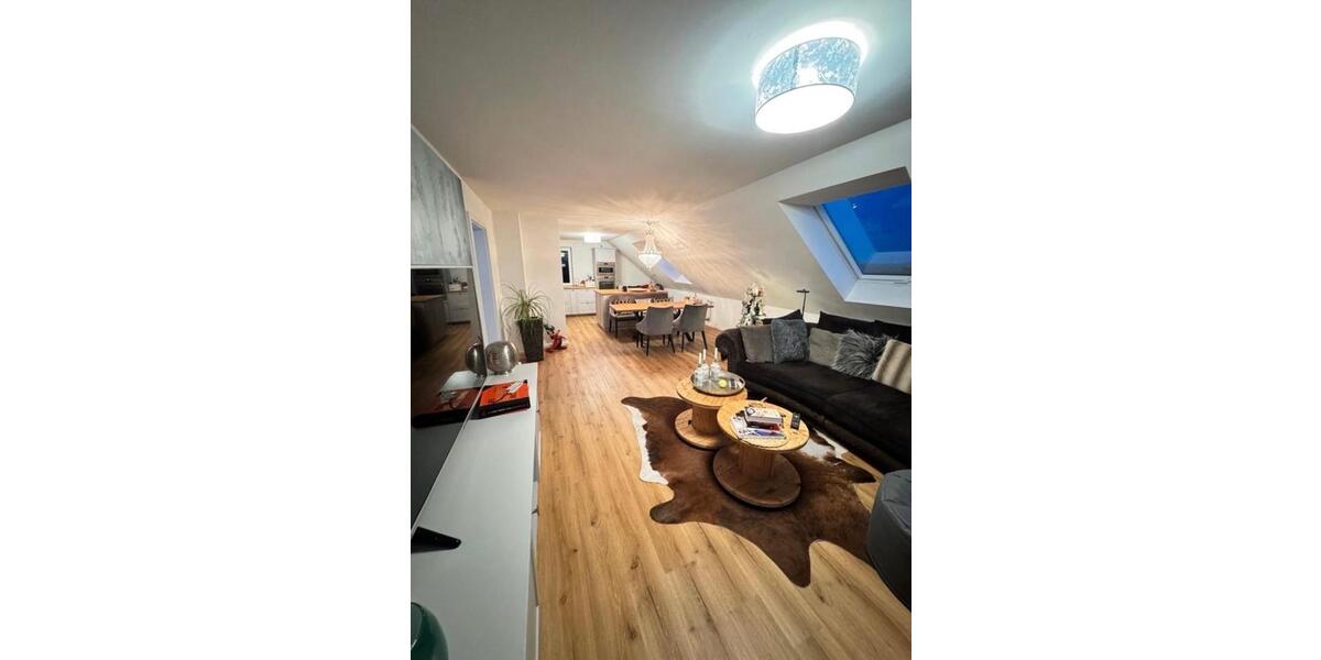 Dachgeschoßwohnung Lüdenscheid Othlinghausen - 3 Zimmer, 104 m&sup2;, 800&euro; | Angebot:26692010