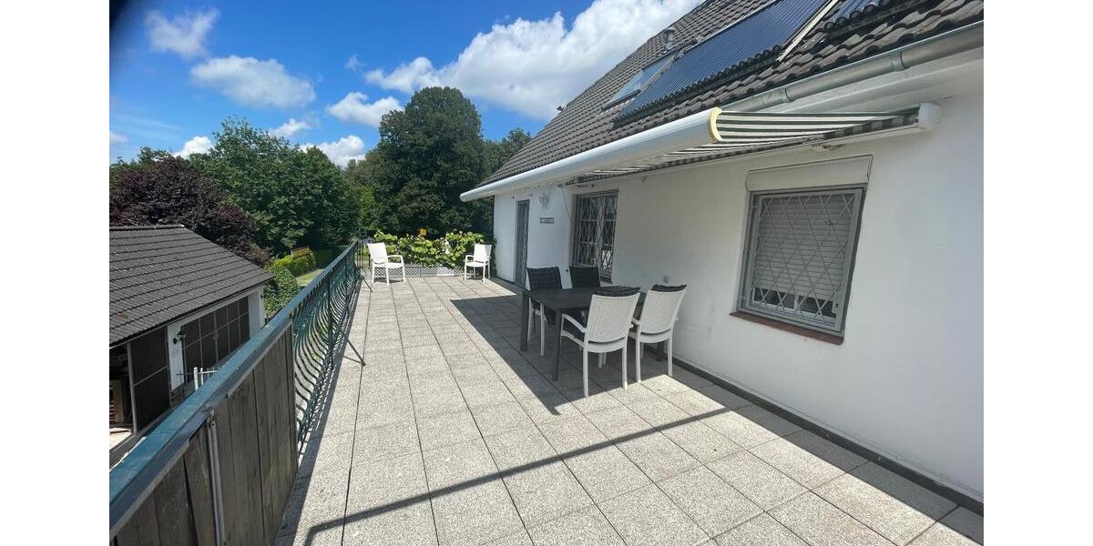 Einfamilienhaus Reichshof - 7 Zimmer, 180 m&sup2;, 390.000&euro; | Angebot:26409465