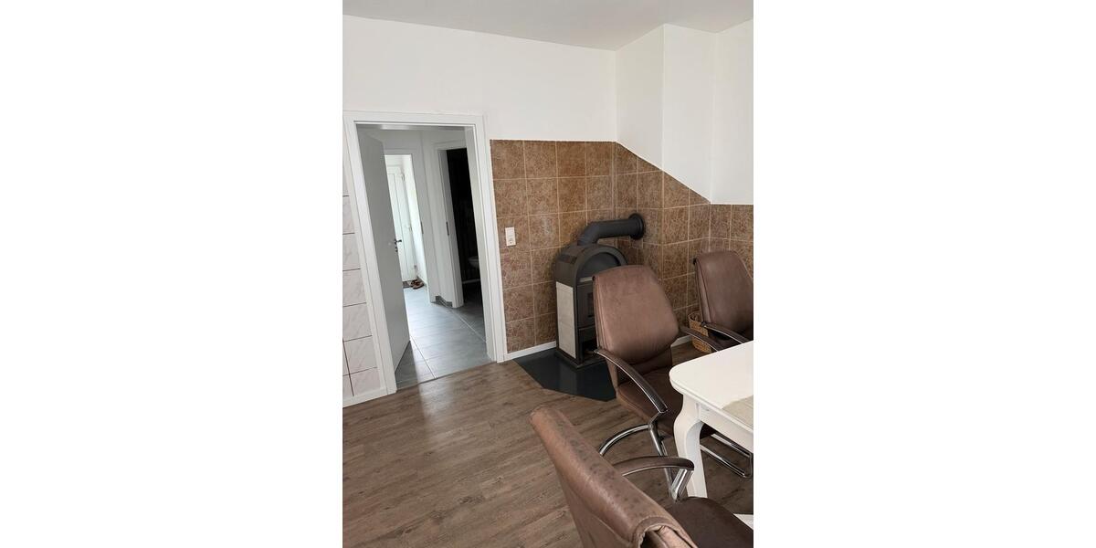 Mehrfamilienhaus, Wohnhaus Reichshof - 5 Zimmer, 135 m&sup2;, 260.000&euro; | Angebot:27244444