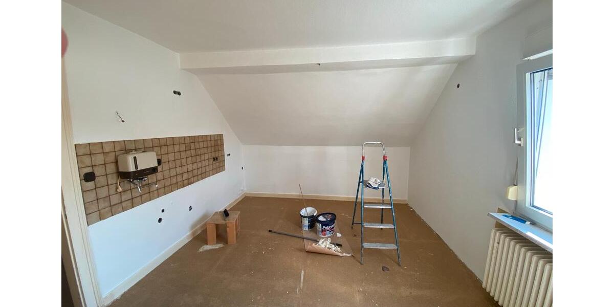 Dachgeschoßwohnung Gummersbach - 2.5 Zimmer, 65 m&sup2;, 550&euro; | Angebot:25904682