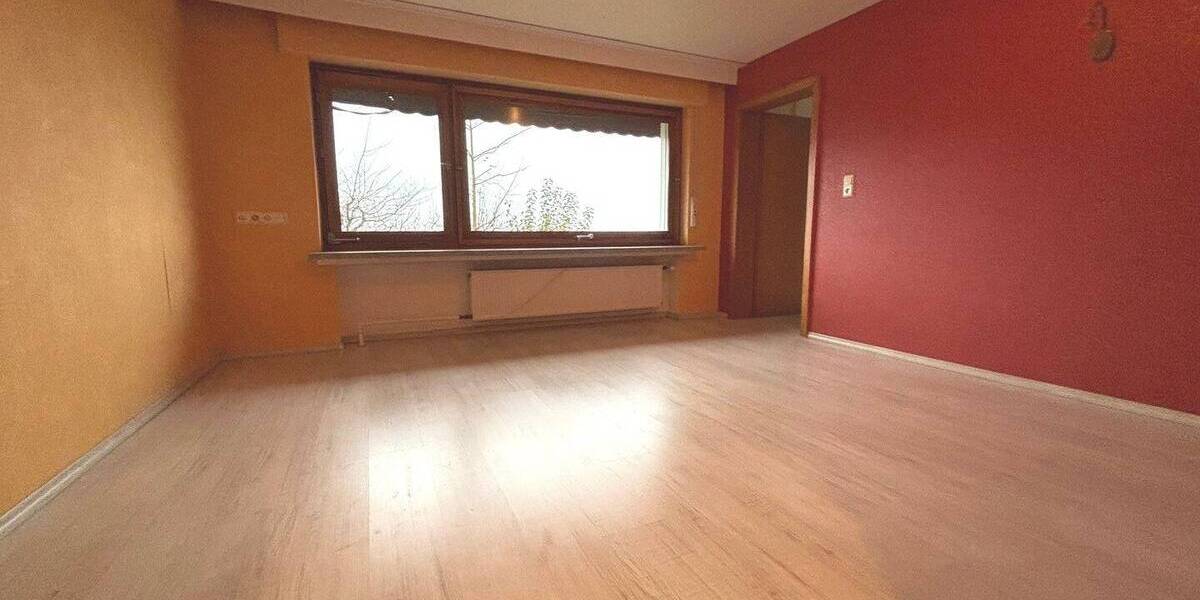 Einfamilienhaus Reichshof Eckenhagen - 7 Zimmer, 194 m&sup2;, 329.000&euro; | Angebot:25666272