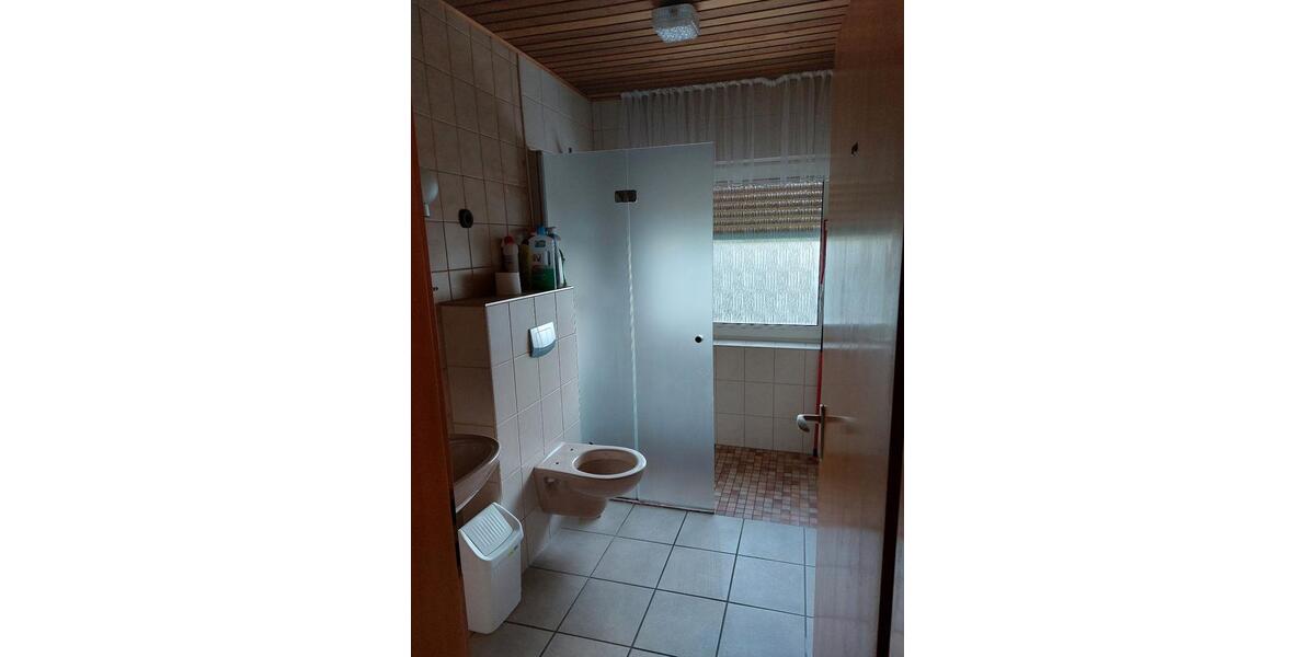 Erdgeschoßwohnung Wiehl - 3 Zimmer, 90 m&sup2;, 640&euro; | Angebot:27583748