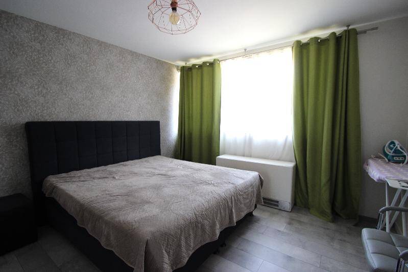 Etagenwohnung Gummersbach Bernberg - 4 Zimmer, 95 m&sup2;, 170.000&euro; | Angebot:25737035