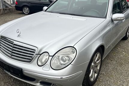 Mercedes-Benz E 280 318.218 km 4.600 &euro; Olpe 57462