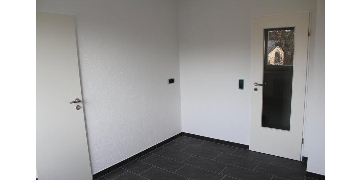 Einfamilienhaus Wermelskirchen - 2 Zimmer, 69 m&sup2;, 169.500&euro; | Angebot:27168187