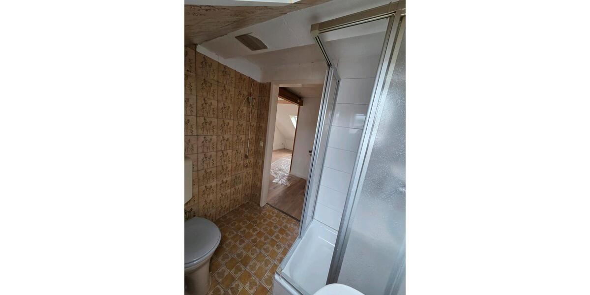Dachgeschoßwohnung Gummersbach - 2 Zimmer, 60 m&sup2;, 430&euro; | Angebot:26567451