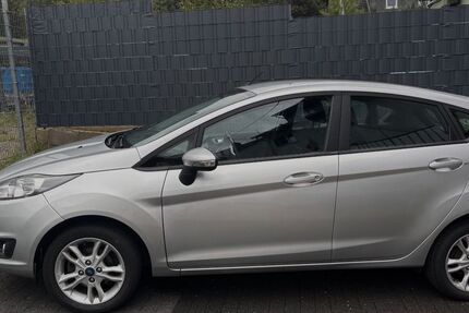 Ford Fiesta 71.209 km 5.850 &euro; Lindlar 51789