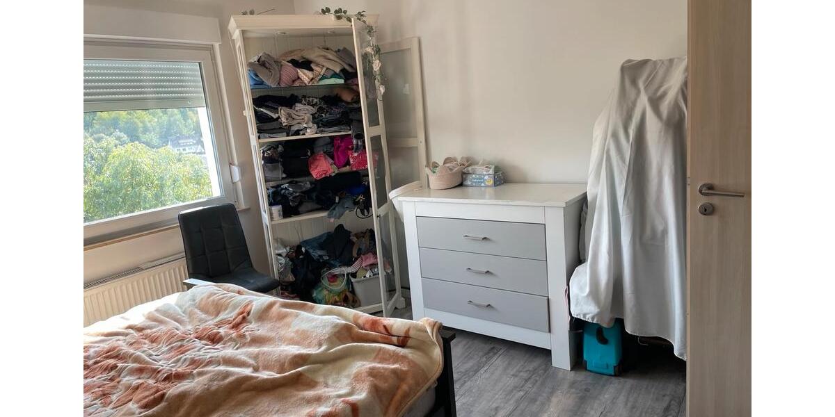 Etagenwohnung Reichshof - 3 Zimmer, 84 m&sup2;, 580&euro; | Angebot:27570459