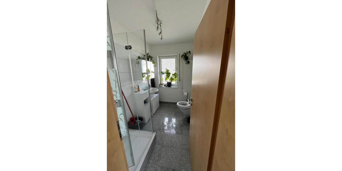 Etagenwohnung Engelskirchen - 1 Zimmer, 60 m&sup2;, 470&euro; | Angebot:25959327