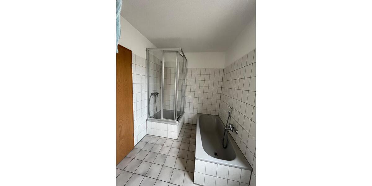 Etagenwohnung Lüdenscheid Staberg - 4 Zimmer, 82 m&sup2;, 610&euro; | Angebot:27595046