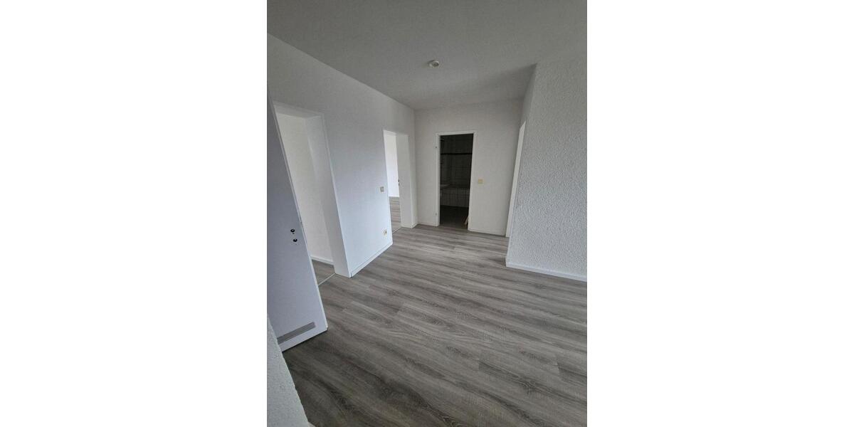 Etagenwohnung Waldbröl - 3 Zimmer, 75 m&sup2;, 900&euro; | Angebot:25120734