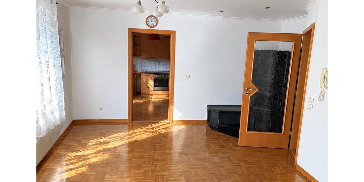 Erdgeschoßwohnung Wenden - 2 Zimmer, 92 m&sup2;, 1.070&euro; | Angebot:27619602
