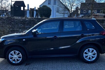 Suzuki Vitara 120.000 km 14.400 &euro; Lindlar 51789