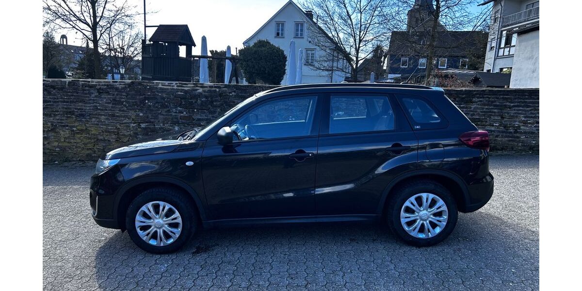 Suzuki Vitara 120.000 km 14.400 &euro; Lindlar 51789