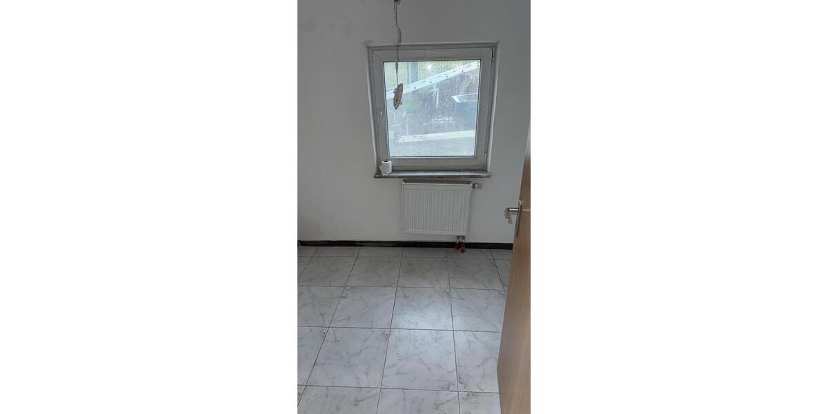 Einfamilienhaus Bergneustadt - 3 Zimmer, 50 m&sup2;, 1.000&euro; | Angebot:25333102