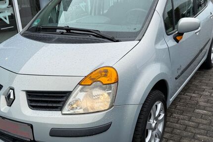 Renault Modus 168.381 km 2.888 &euro; Radevormwald 42477