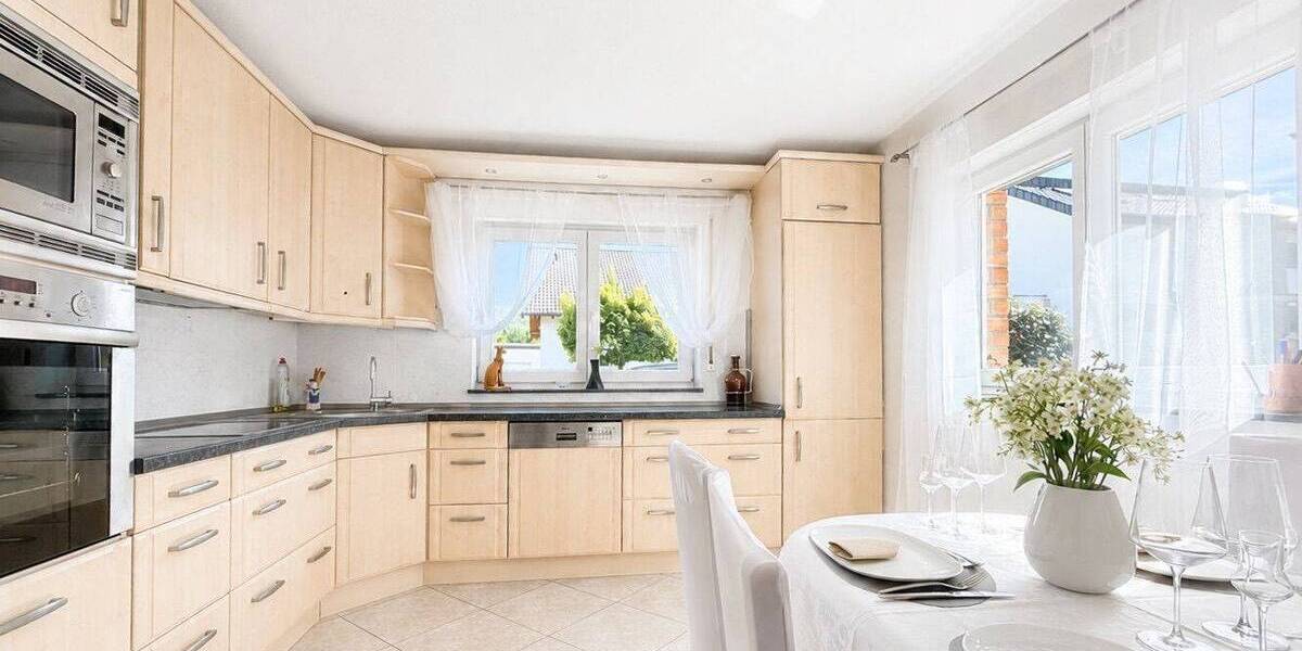 Mehrfamilienhaus, Wohnhaus Eitorf - 7 Zimmer, 270 m&sup2;, 549.000&euro; | Angebot:26874960