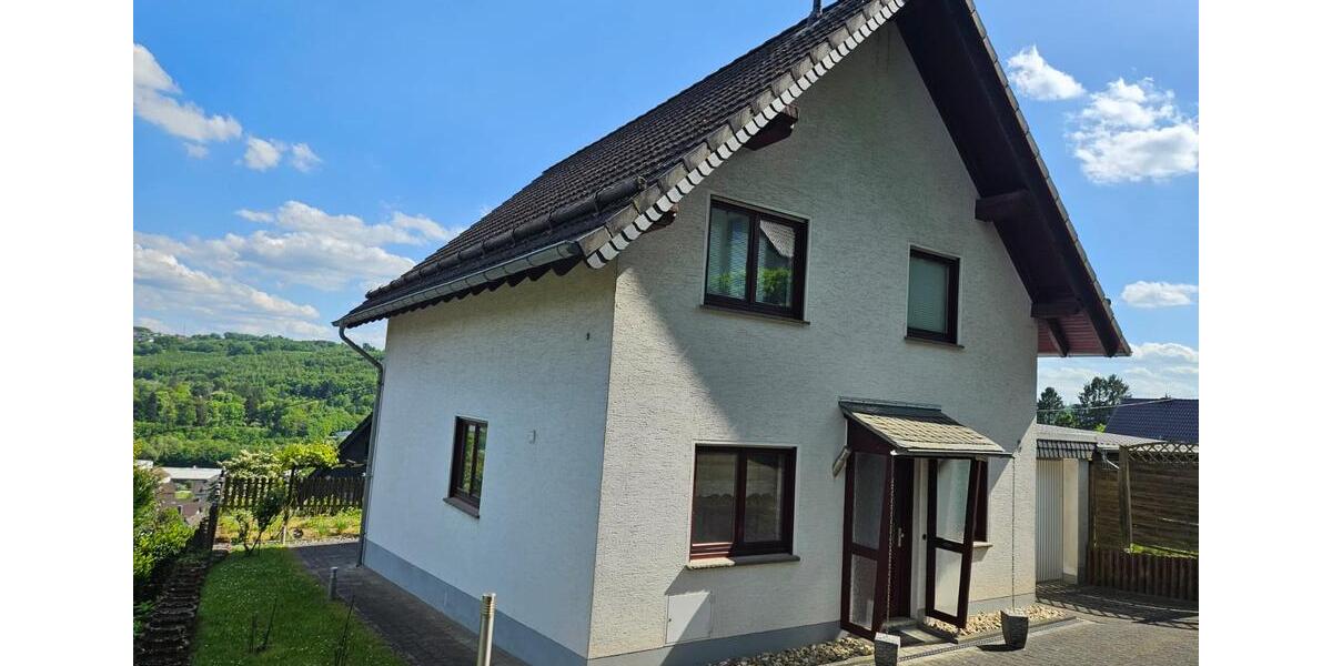 Einfamilienhaus Bergneustadt - 5 Zimmer, 113 m&sup2;, 399.000&euro; | Angebot:26949679