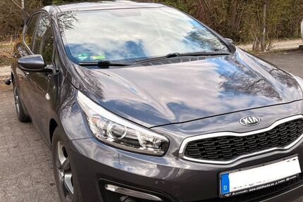 Kia ceed / Ceed 100.200 km 8.500 &euro; Wiehl 51674