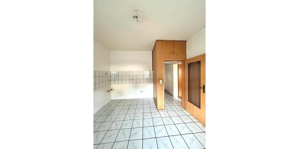 Etagenwohnung Gummersbach Berstig Süd - 3 Zimmer, 85 m&sup2;, 680&euro; | Angebot:25640083