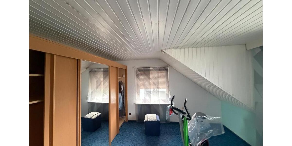 Etagenwohnung Waldbröl - 5 Zimmer, 112 m&sup2;, 990&euro; | Angebot:27549528