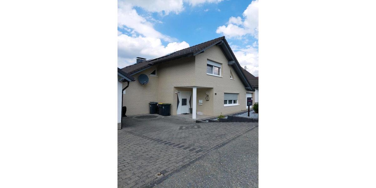 Mehrfamilienhaus, Wohnhaus Reichshof - 689.000&euro; | Angebot:27030147