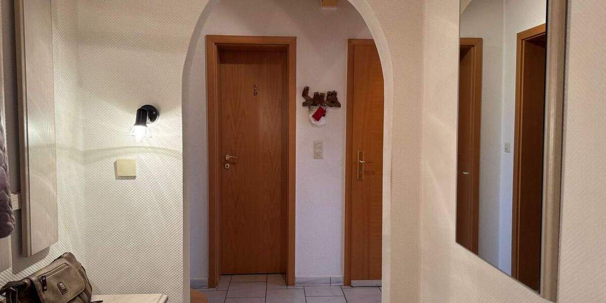 Etagenwohnung Lüdenscheid Gevelndorf - 3 Zimmer, 66 m&sup2;, 113.000&euro; | Angebot:25745559