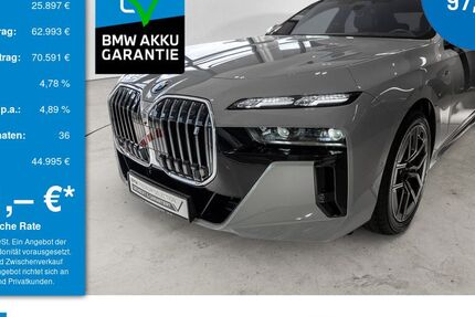 BMW i7 15.822 km 88.890 &euro; Waldbröl 51545