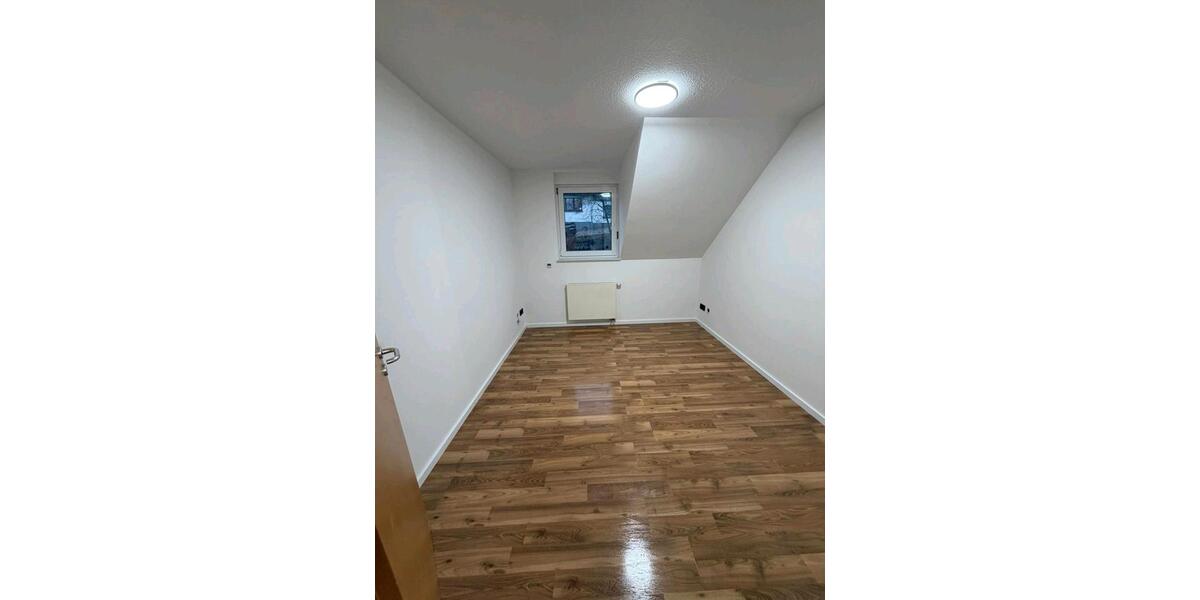 Etagenwohnung Olpe - 3 Zimmer, 80 m&sup2;, 1.000&euro; | Angebot:25361907