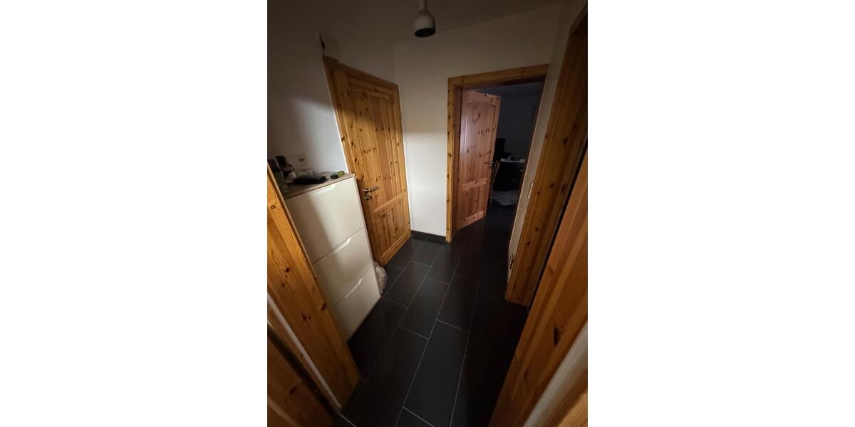 Erdgeschoßwohnung Gummersbach Berstig Süd - 1 Zimmer, 35 m&sup2;, 400&euro; | Angebot:25796042