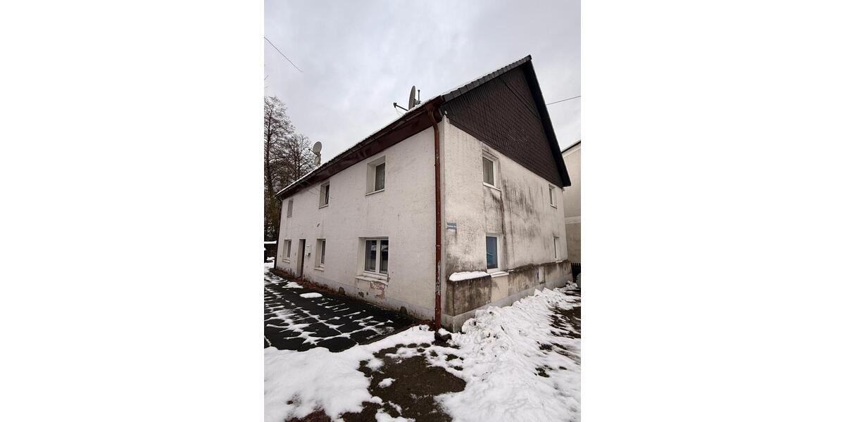 Einfamilienhaus Gummersbach Berstig Süd - 8 Zimmer, 130 m&sup2;, 109.500&euro; | Angebot:24475004