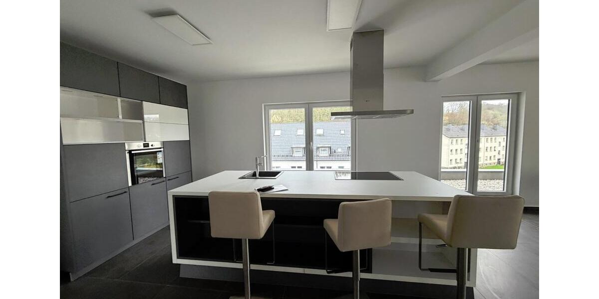 Einfamilienhaus Gummersbach Berstig Süd - 2 Zimmer, 200 m&sup2;, 1.720&euro; | Angebot:26660197