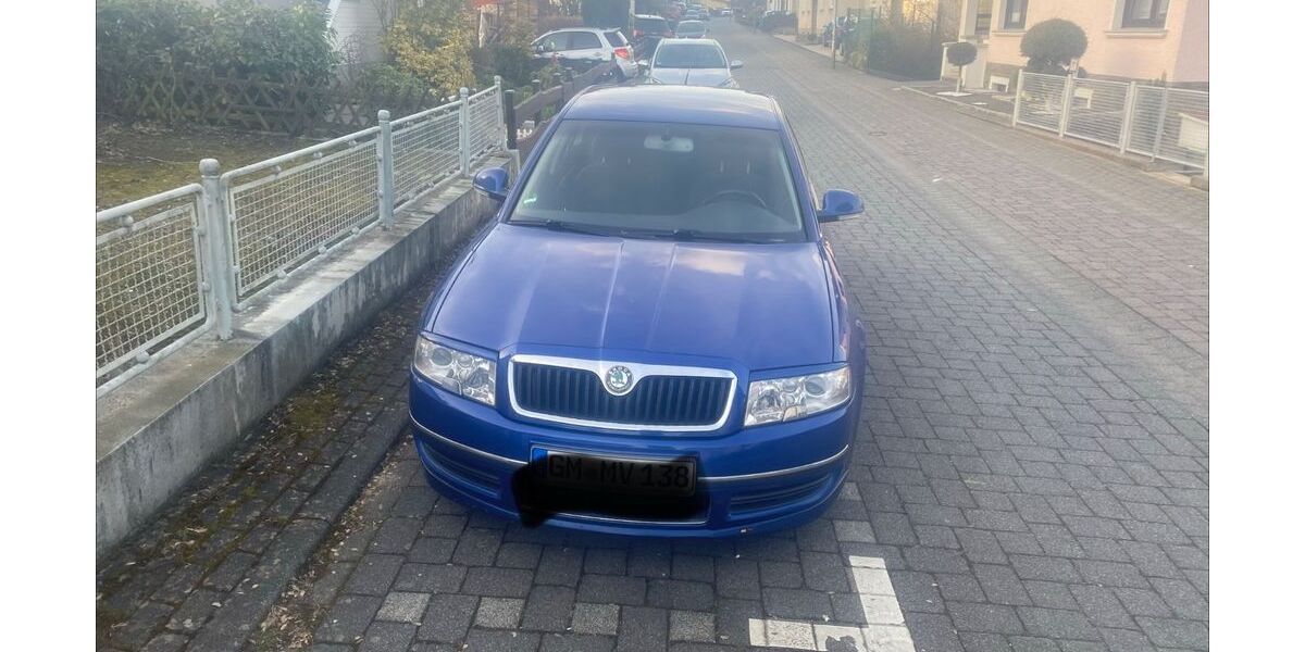 Skoda Superb 184.452 km 3.000 &euro; Morsbach 51597