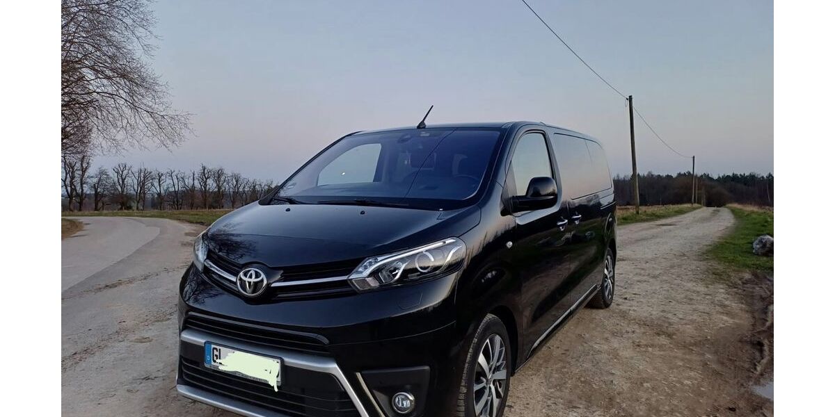 Toyota Proace (Verso) 95.000 km 35.500 &euro; Wermelskirchen 42929