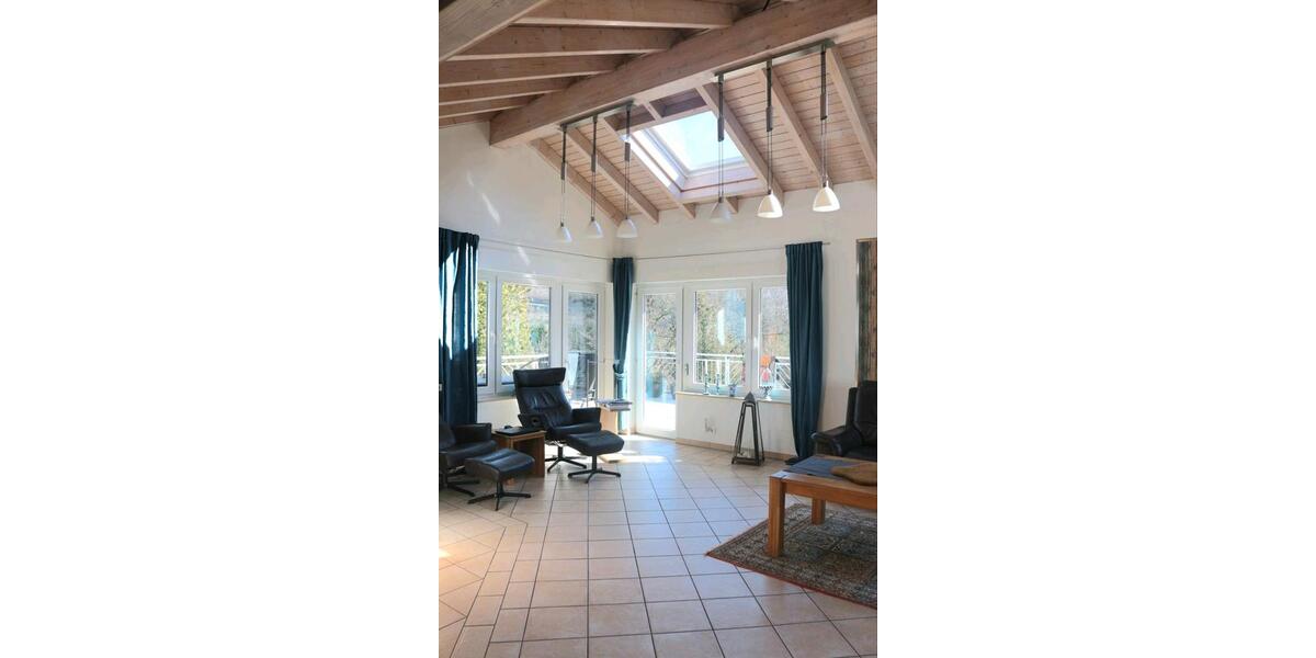 Einfamilienhaus Gummersbach Hepel - 11 Zimmer, 240 m&sup2;, 550.000&euro; | Angebot:25869936