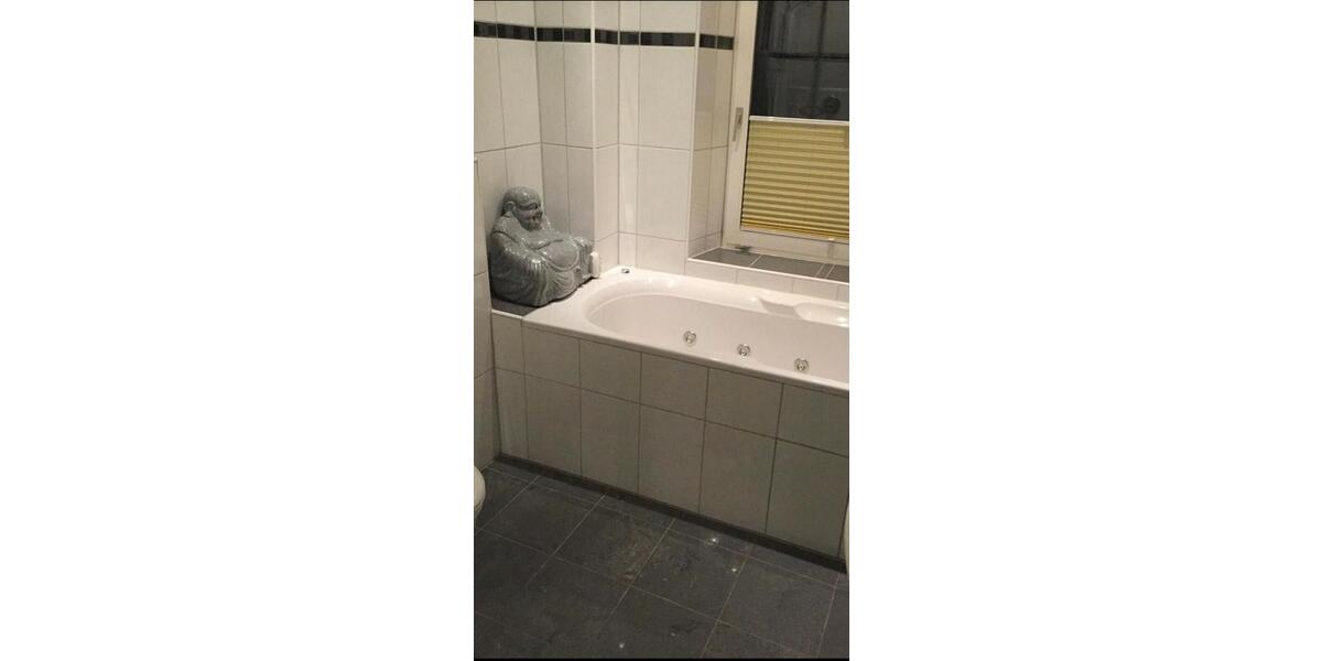 Etagenwohnung Ruppichteroth - 2 Zimmer, 70 m&sup2;, 1.200&euro; | Angebot:16485531