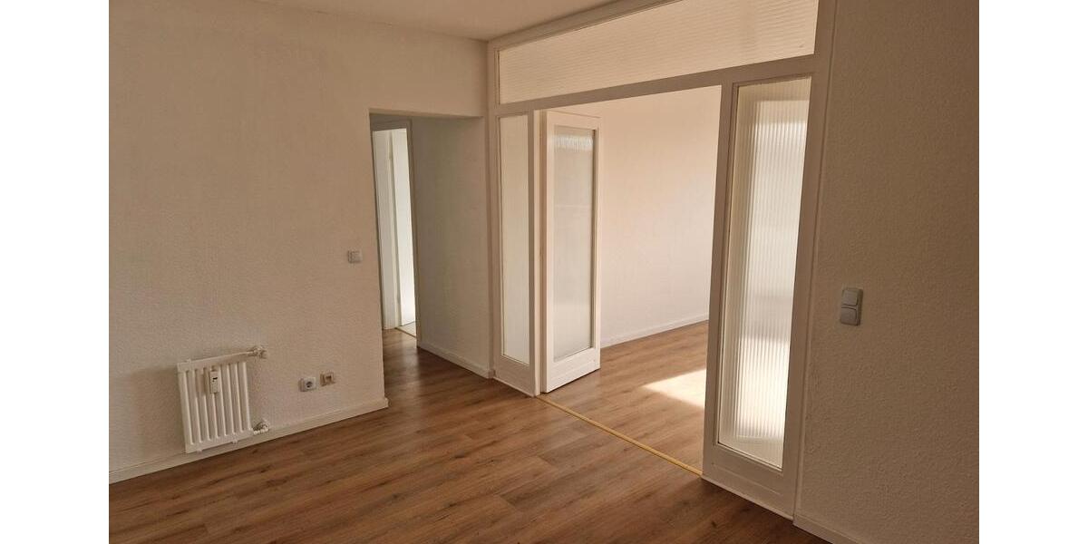 Etagenwohnung Bergneustadt - 3 Zimmer, 79 m&sup2;, 595&euro; | Angebot:24802216