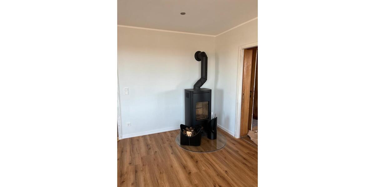 Einfamilienhaus Reichshof - 8 Zimmer, 213 m&sup2;, 459.000&euro; | Angebot:26956239
