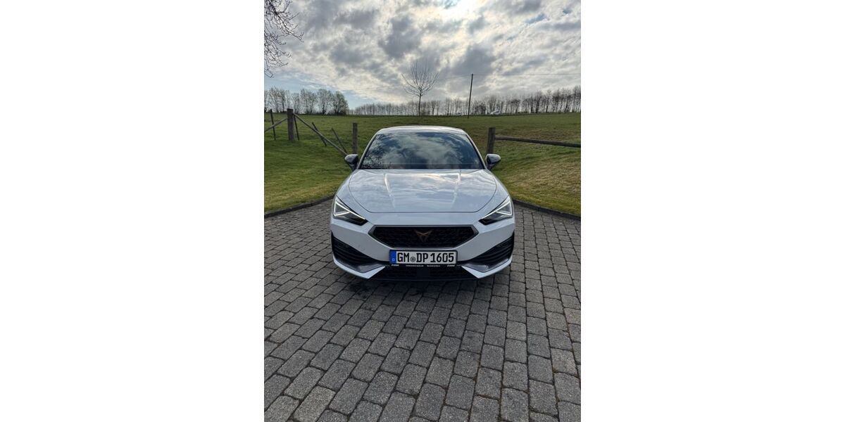 Cupra Leon 30.100 km 32.500 &euro; Lindlar 51789