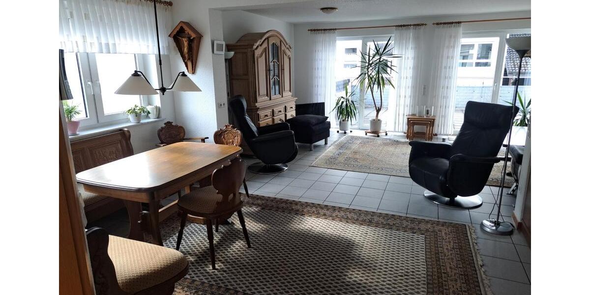Etagenwohnung Lindlar - 3 Zimmer, 130 m&sup2;, 460.000&euro; | Angebot:26130279