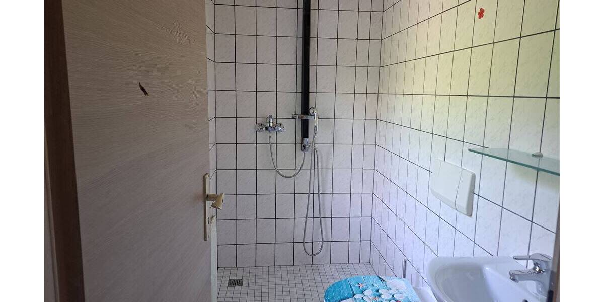 Mehrfamilienhaus, Wohnhaus Kürten - 7 Zimmer, 186 m&sup2;, 350.000&euro; | Angebot:25699790