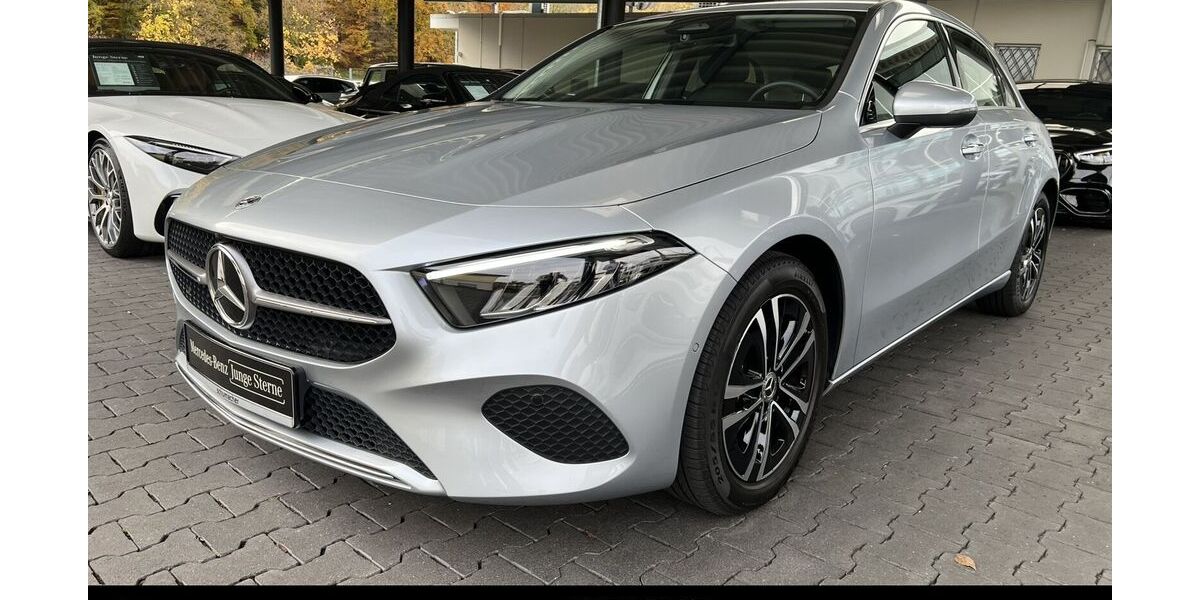 Mercedes-Benz A 200 29.790 km 28.340 &euro; Engelskirchen 51766